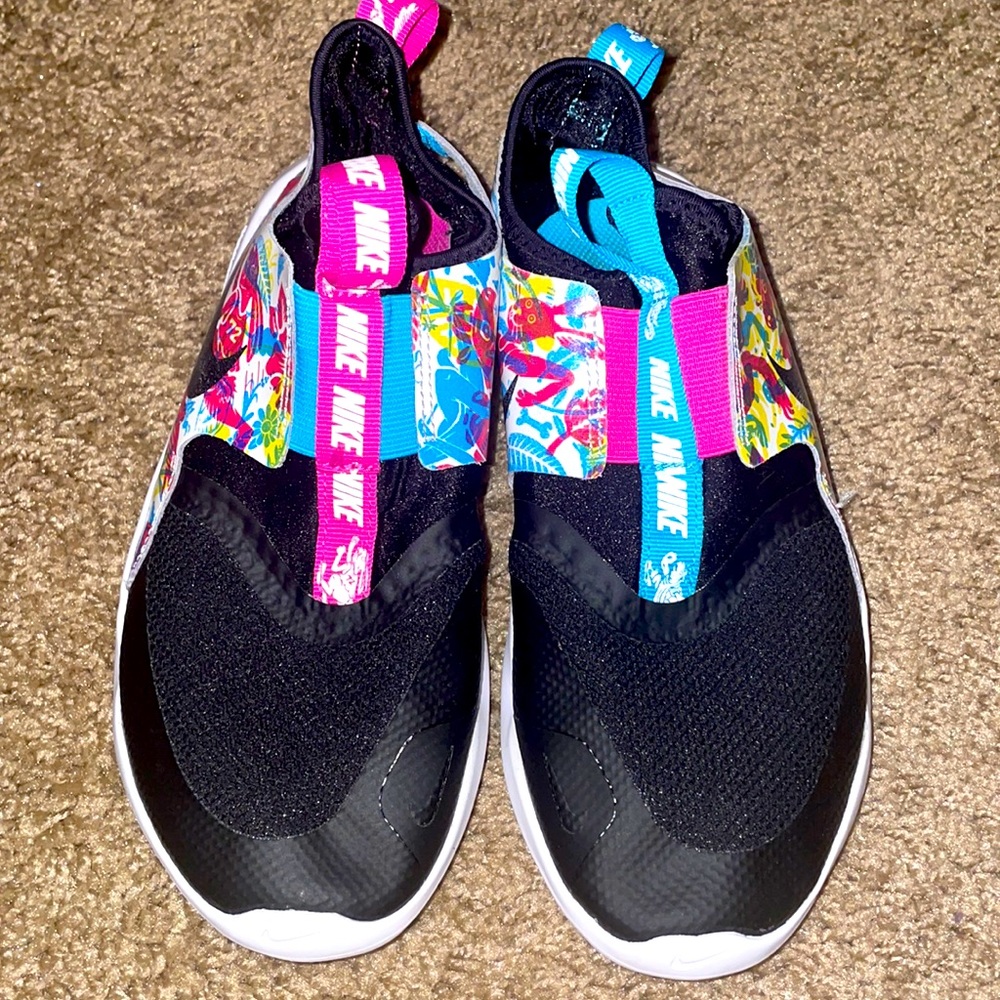 Nike Flex Running Slip-on shoe. Size 3.5